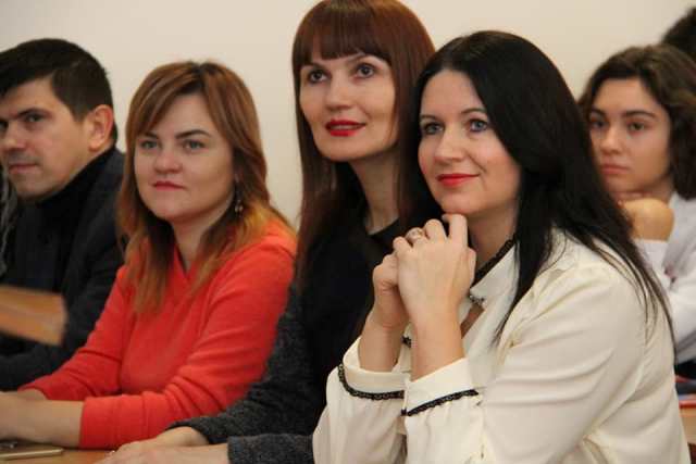 На зустрічі зі сценаристами.